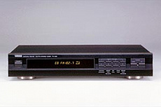 Yamaha TX 492 Ti Тюнер RDS, 40 станций в памяти